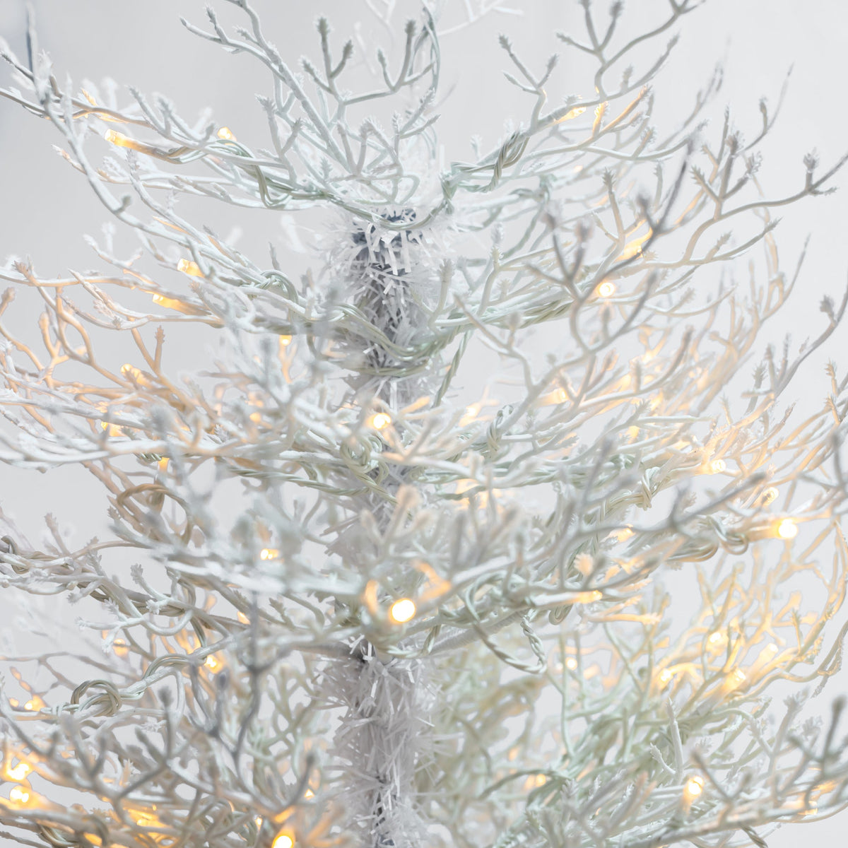 Roomfitters Pre-Lit Aspen Fir Christmas Tree 6FT, Hinged Snow-Flocked Artificial Holiday Tree with Warm Lights, 623 Tips, White Roomfitters