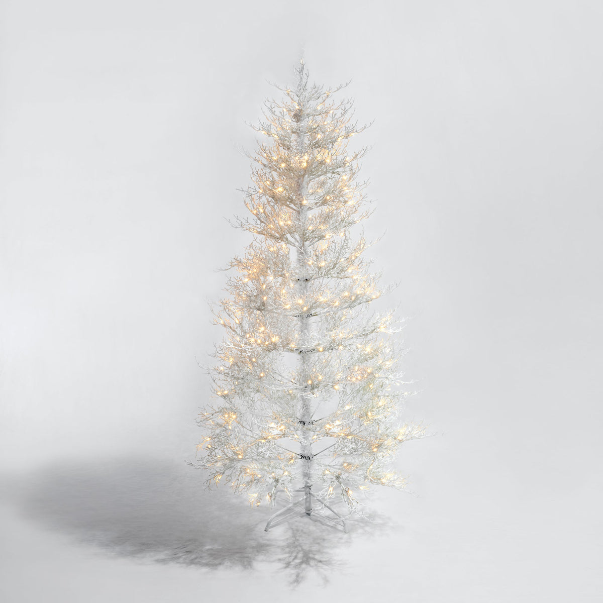 Roomfitters Pre-Lit Aspen Fir Christmas Tree 6FT, Hinged Snow-Flocked Artificial Holiday Tree with Warm Lights, 623 Tips, White Roomfitters