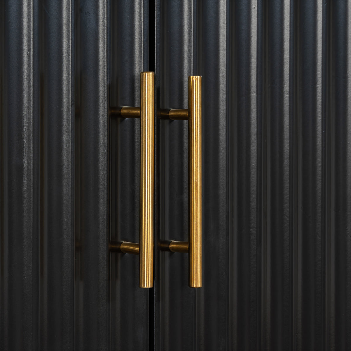 variant-group:rf-n711wy000539aab|Roomfitters Modern Black Fluted 4-Door Tall Wine Bar Storage Cabinet, Glass Display Rack, Built-In LED Lighting
