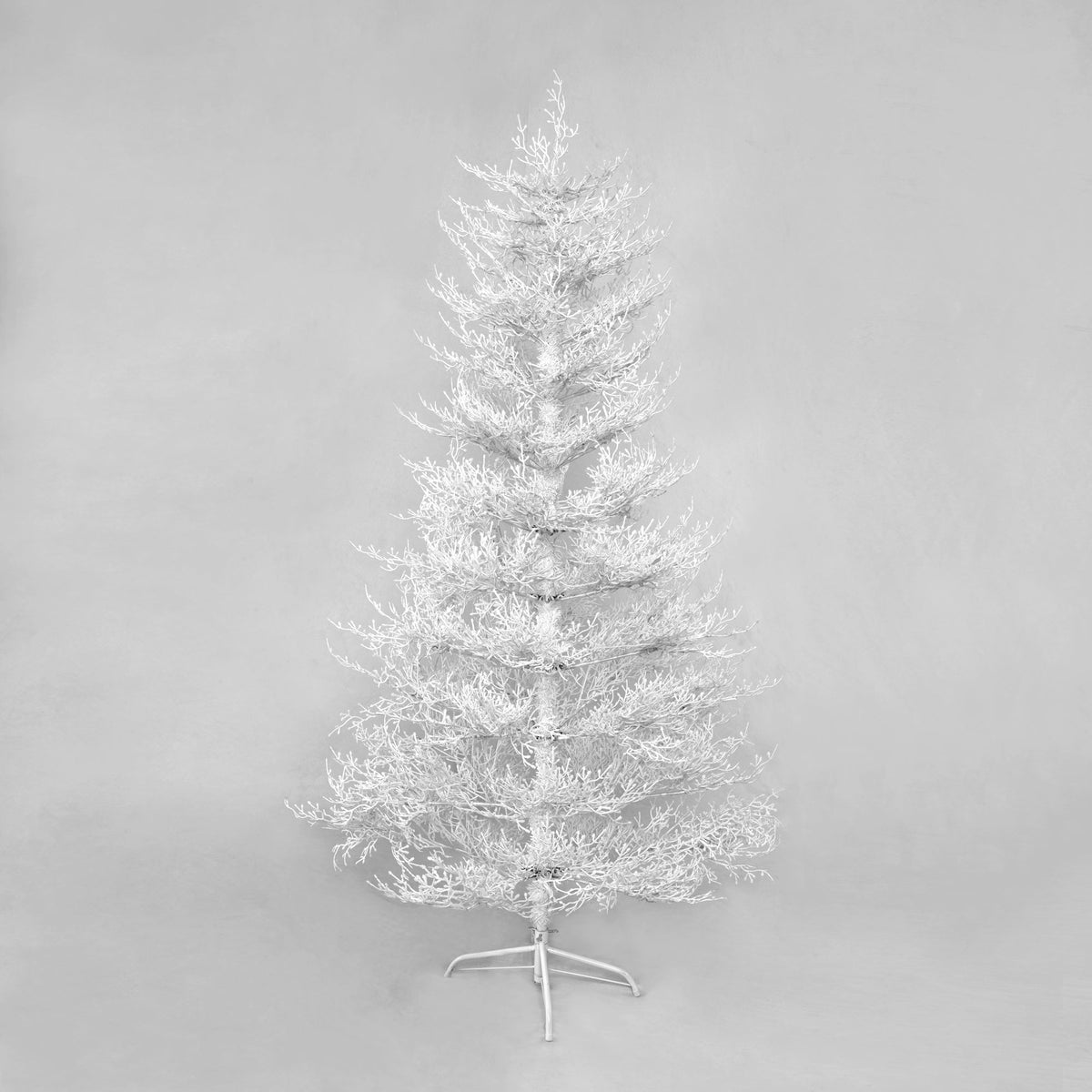 Roomfitters Pre-Lit Aspen Fir Christmas Tree 6FT, Hinged Snow-Flocked Artificial Holiday Tree with Warm Lights, 623 Tips, White Roomfitters